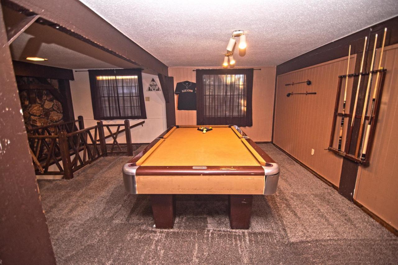Huge Ruidoso Retreat With Game Room, Pool, 2 Balconies, 2 Kitchens - Sleeps 17! エクステリア 写真